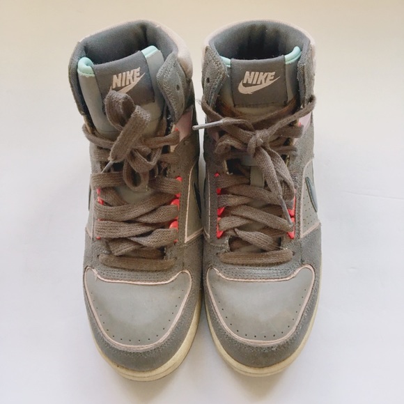 Nike Shoes - Nike shoes